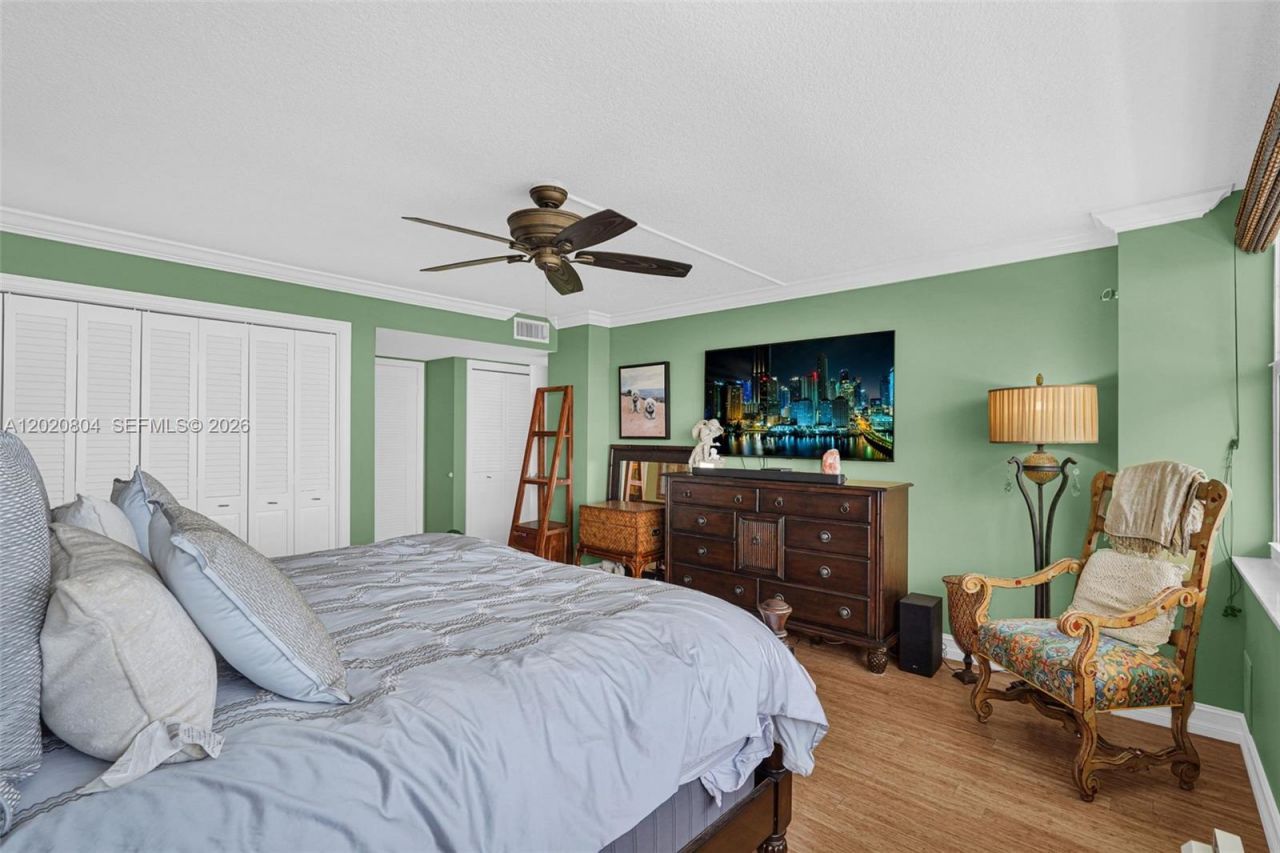 2800 E Sunrise Blvd, Unit 17E, Fort Lauderdale, FL 33304 Photo