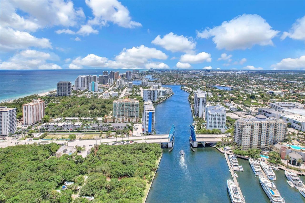 2800 E Sunrise Blvd, Unit 17E, Fort Lauderdale, FL 33304 Photo