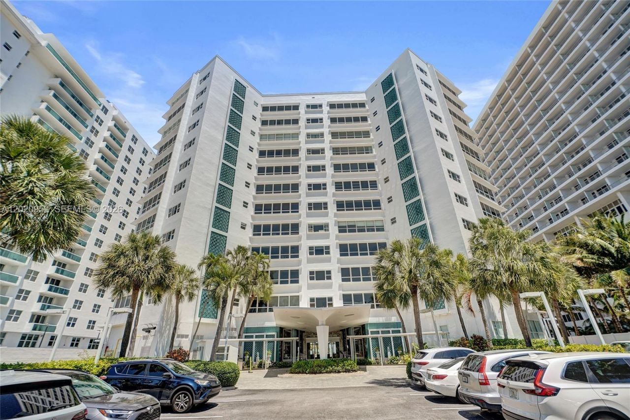 4925 Collins Ave, Unit 3H, Miami Beach, FL 33140 Photo