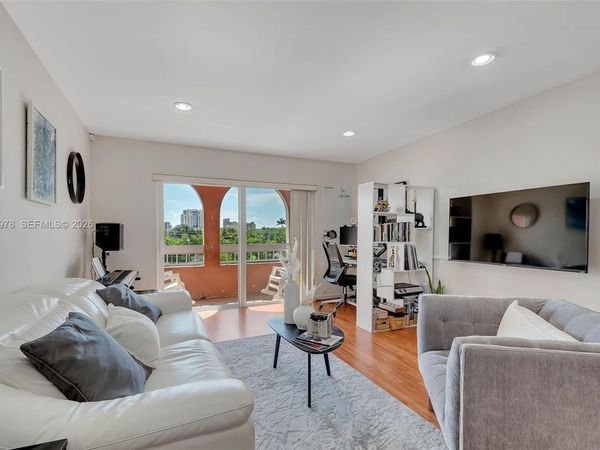 7701 Camino Real, Unit A-416, Miami, FL 33143