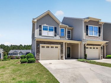 226 Beaconwood Lane, Holly Springs, NC 27540