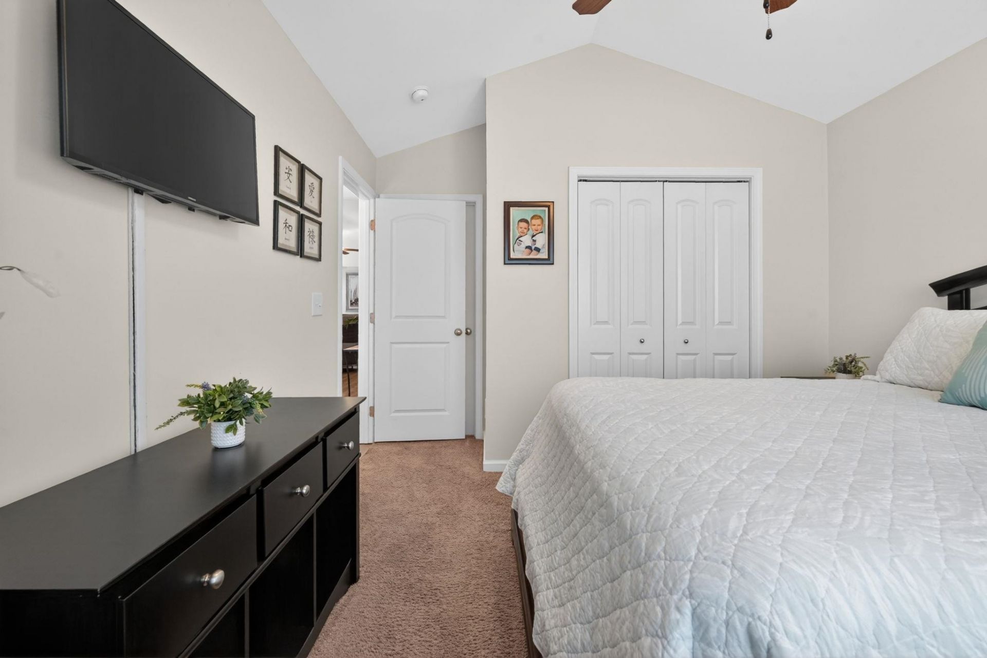 1904 Capella Ct.  Photo 12