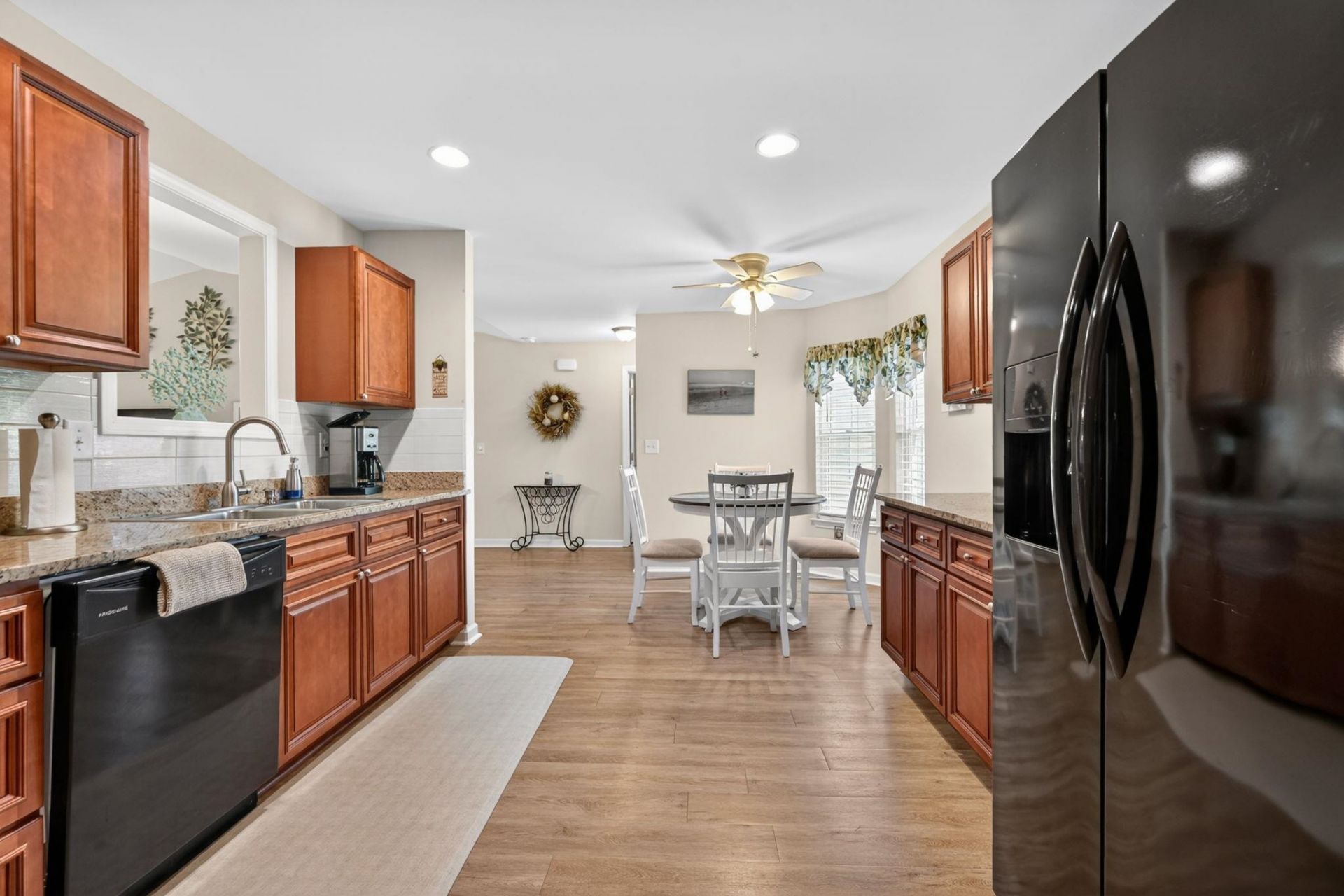 1904 Capella Ct.  Photo 8