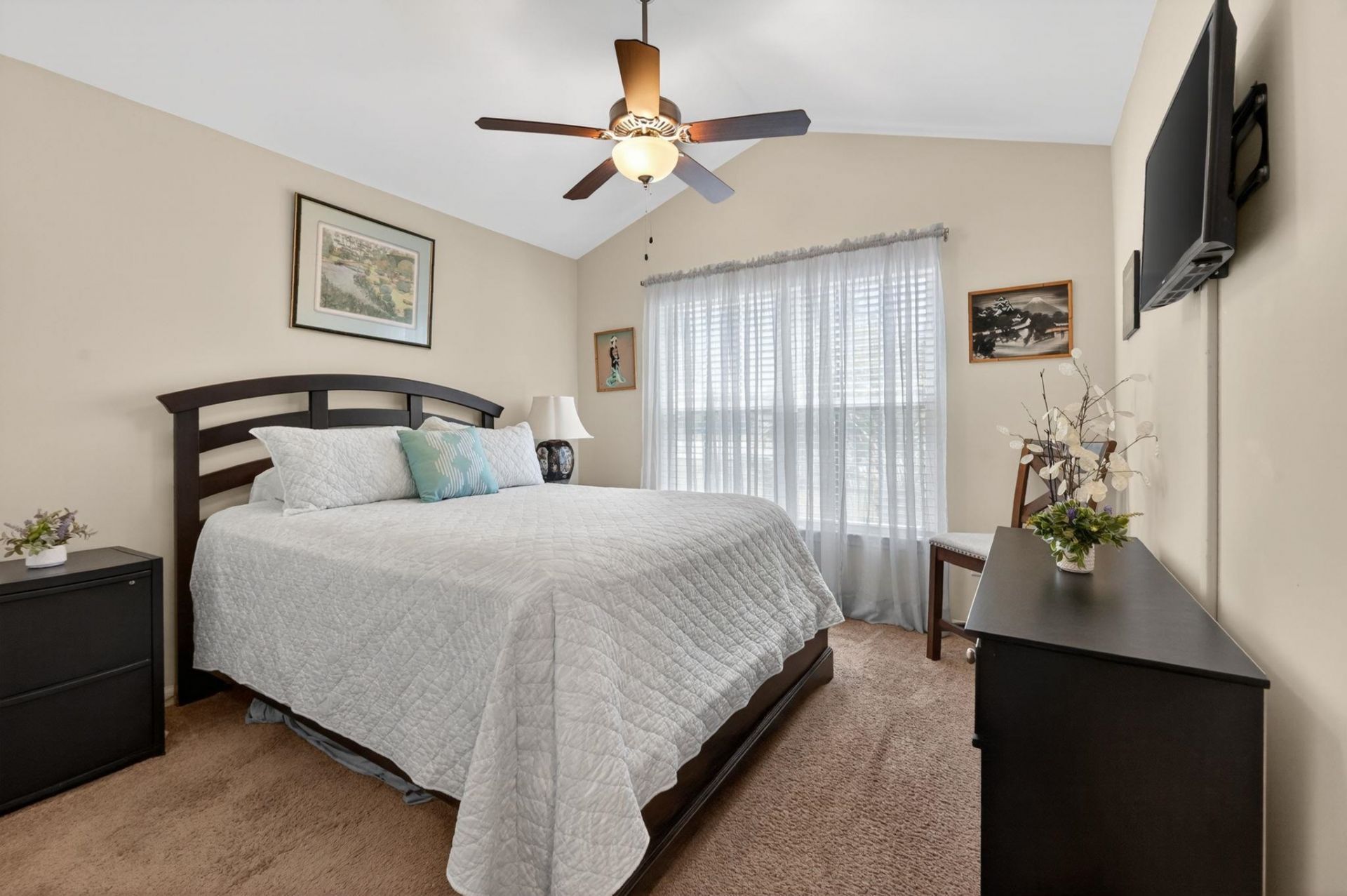 1904 Capella Ct.  Photo 9