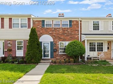19848 Irongate Court, Northville Twp, MI 48167
