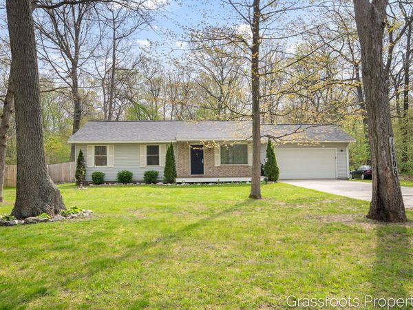 11706 S US 31, Montague, MI 49437