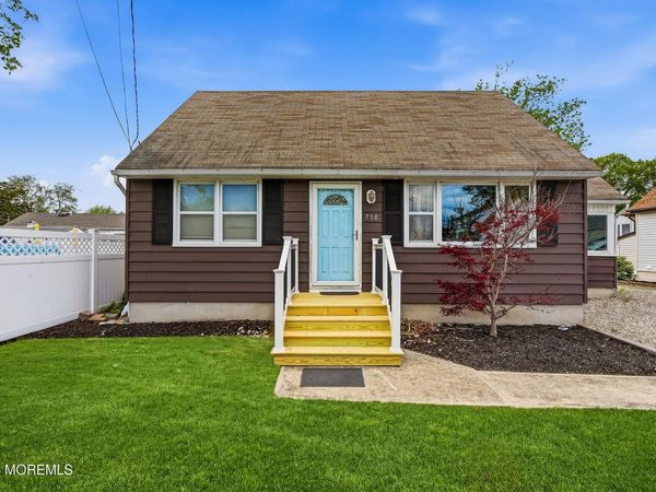 710 Newport Avenue, Ocean Gate, NJ 08740