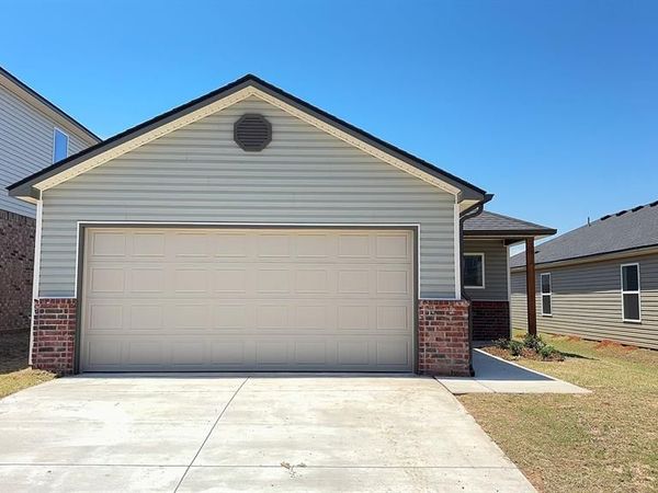 3617 Maggie Road, Mustang, OK 73064