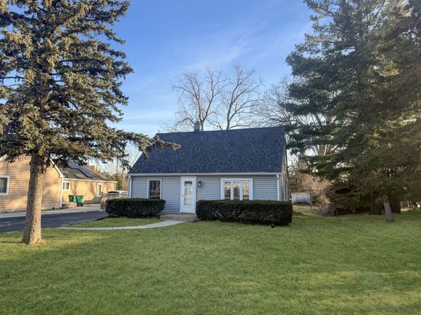 405 E Prairie Avenue , Lombard, IL 60148