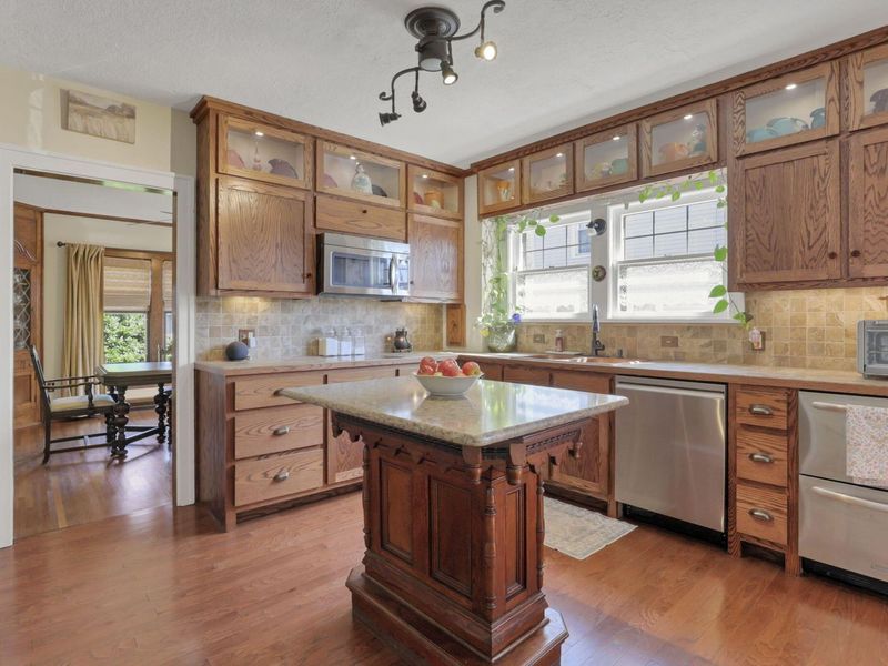 1079 W Main Street , Newark, OH 43055 Photo 17
