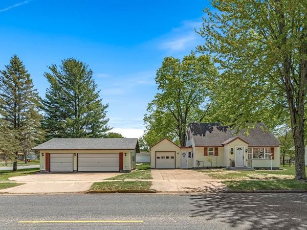 308 20th Avenue, Menomonie, WI 54751