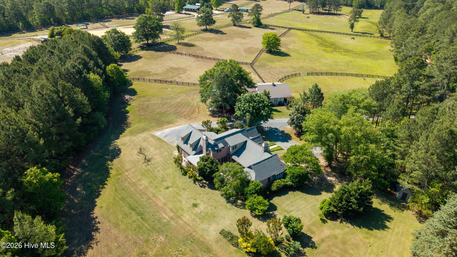235 Griffin Lake Road , Vass, NC 28394
