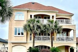 845 Bluffview Dr. photo 4