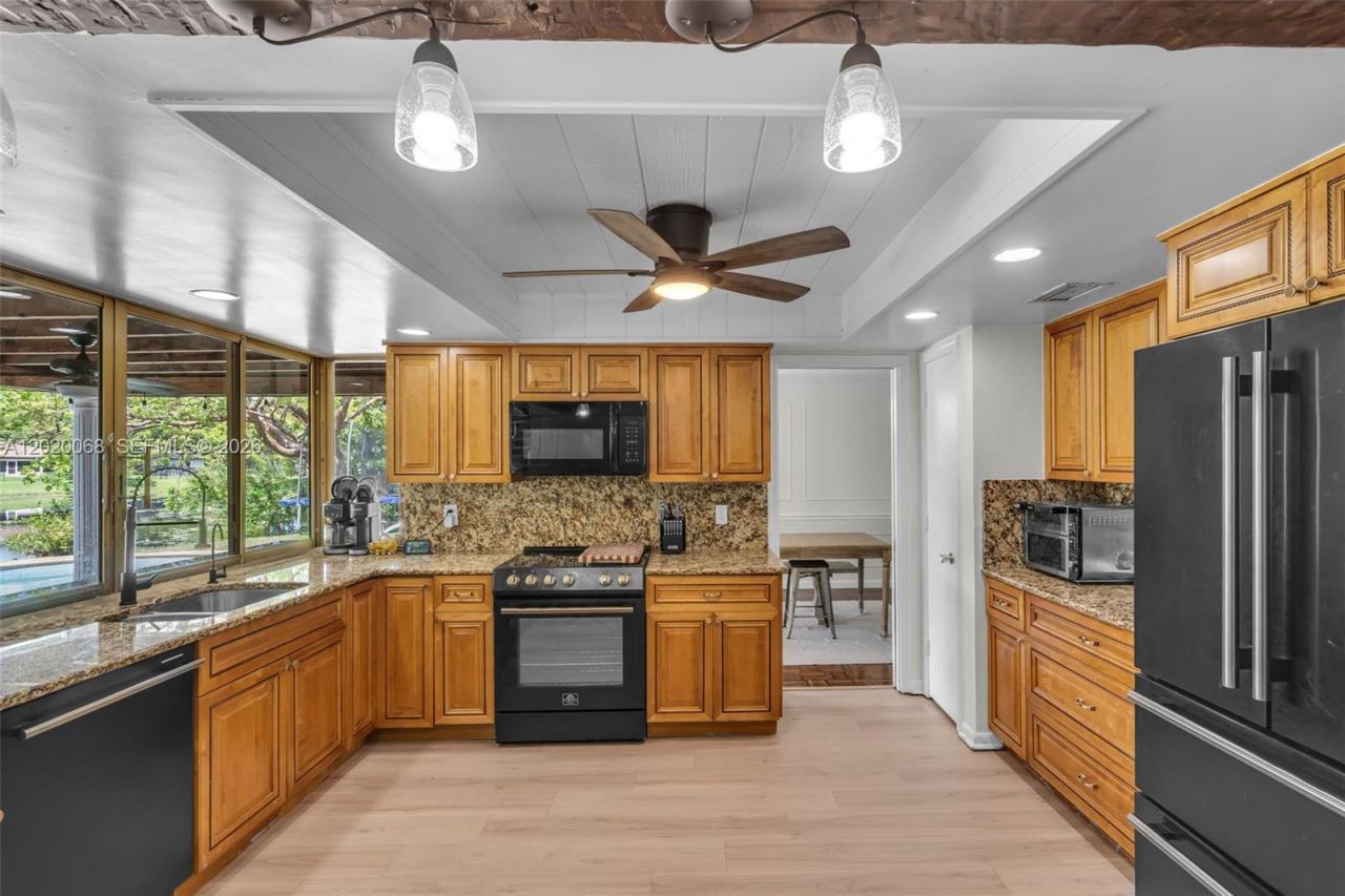 3671 NW 98th Ter , Coral Springs, FL 33065 Photo