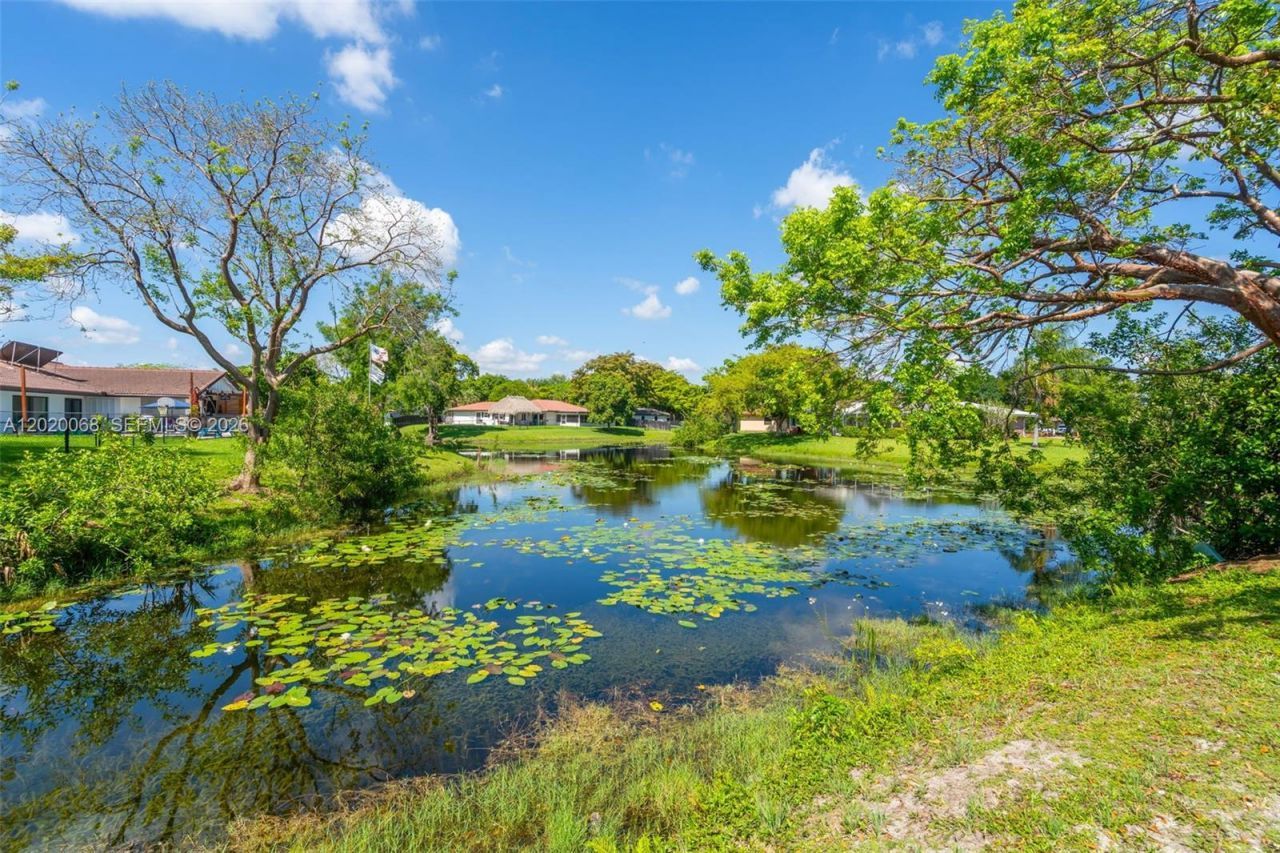 3671 NW 98th Ter , Coral Springs, FL 33065 Photo