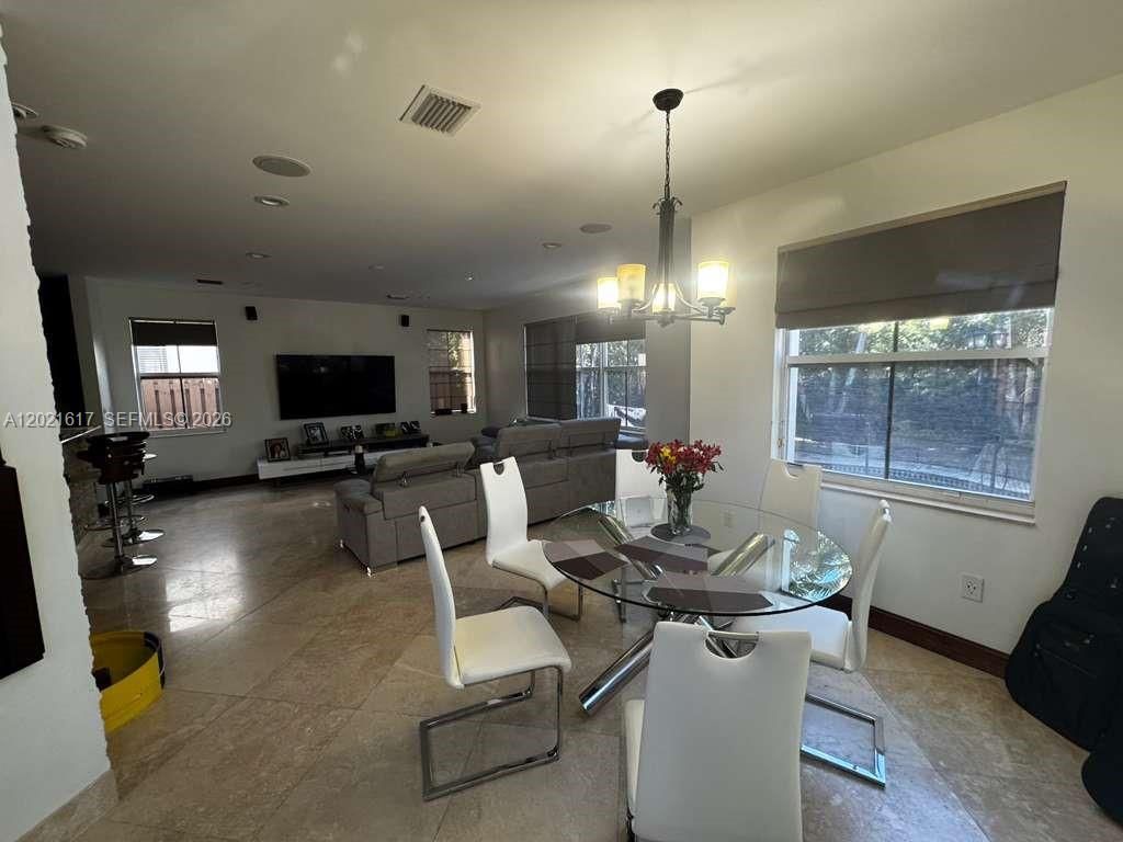 11530 NW 82nd Ter , Doral, FL 33178 Photo