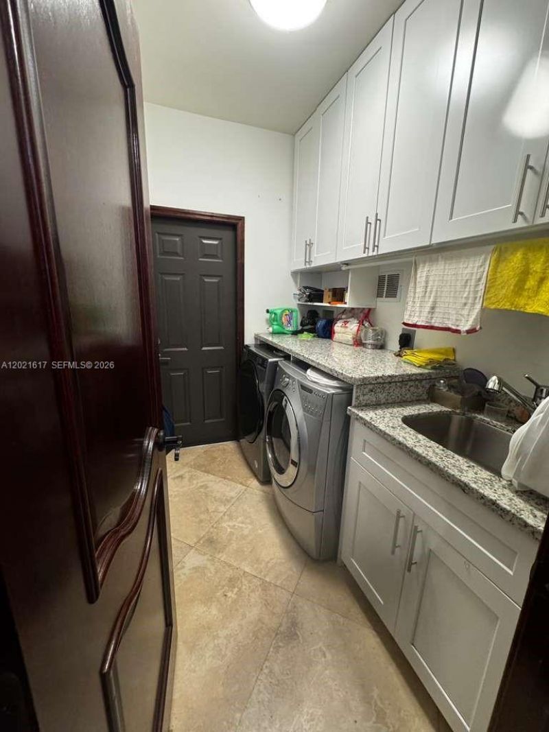 11530 NW 82nd Ter , Doral, FL 33178 Photo