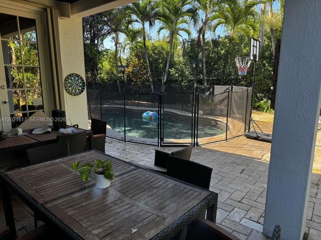 11530 NW 82nd Ter , Doral, FL 33178 Photo