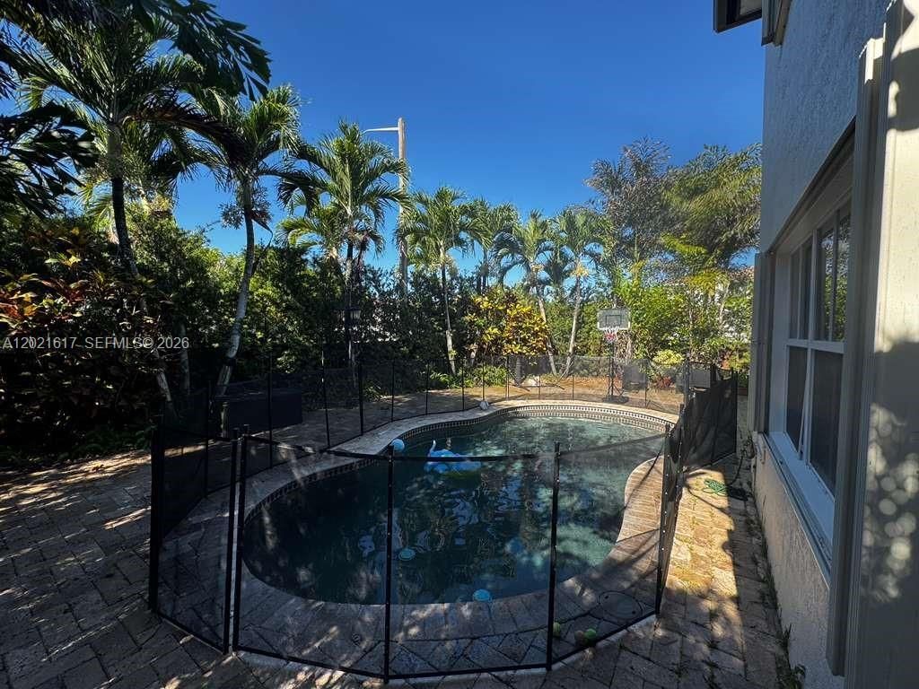 11530 NW 82nd Ter , Doral, FL 33178 Photo