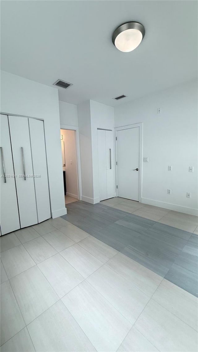 2021 Meridian Ave , Unit 6, Miami Beach, FL 33139 Photo