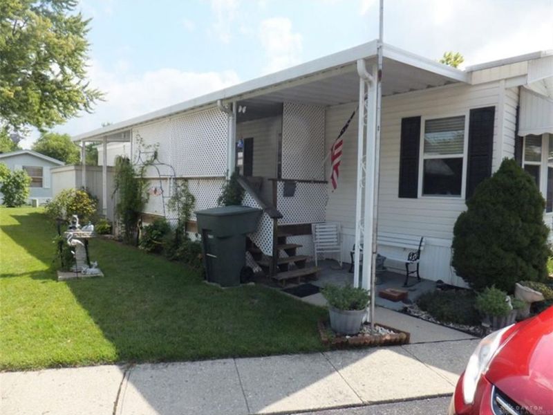 5060 Safeway Drive, Dayton, OH 45414 Photo 1