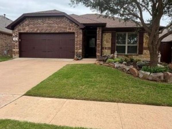 202 Tower Circle, Terrell, TX 75160