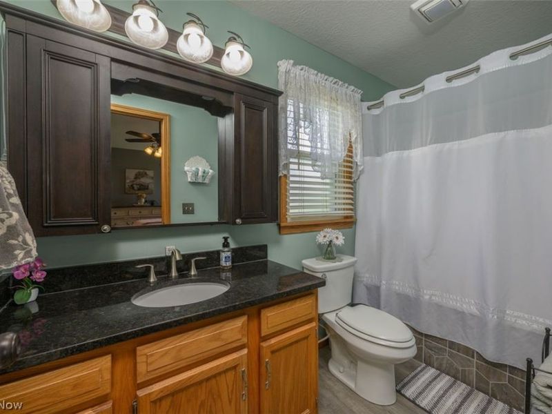 312 Apple Ridge Drive, Apple Creek, OH 44606 Photo 13