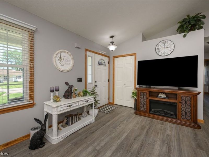 312 Apple Ridge Drive, Apple Creek, OH 44606 Photo 6