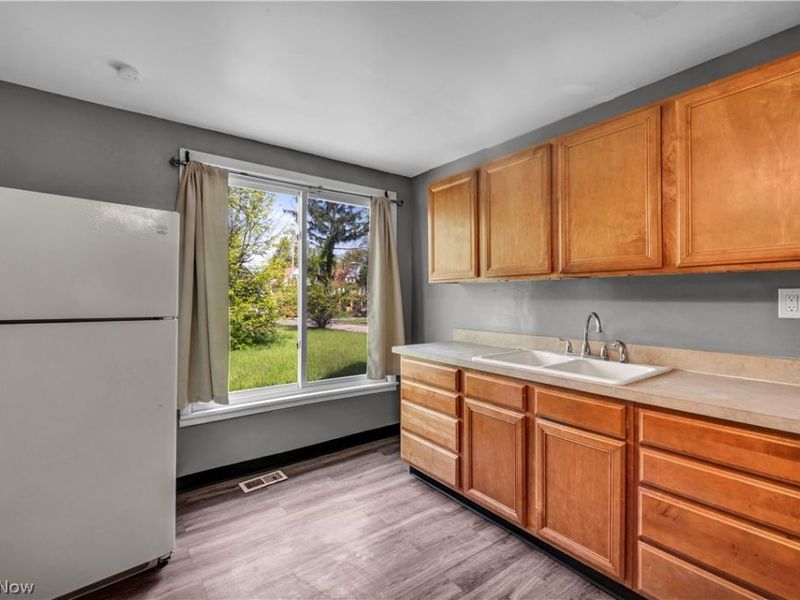11600 Beulah Avenue , Cleveland, OH 44106 Photo 19