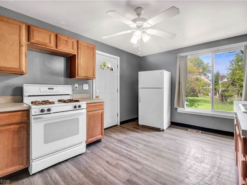 11600 Beulah Avenue , Cleveland, OH 44106 Photo 20