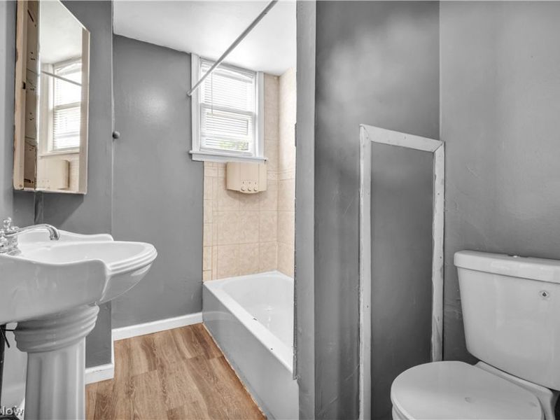 11600 Beulah Avenue , Cleveland, OH 44106 Photo 26