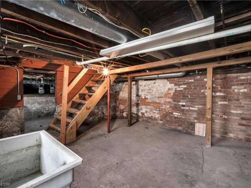 11600 Beulah Avenue , Cleveland, OH 44106 Photo 42
