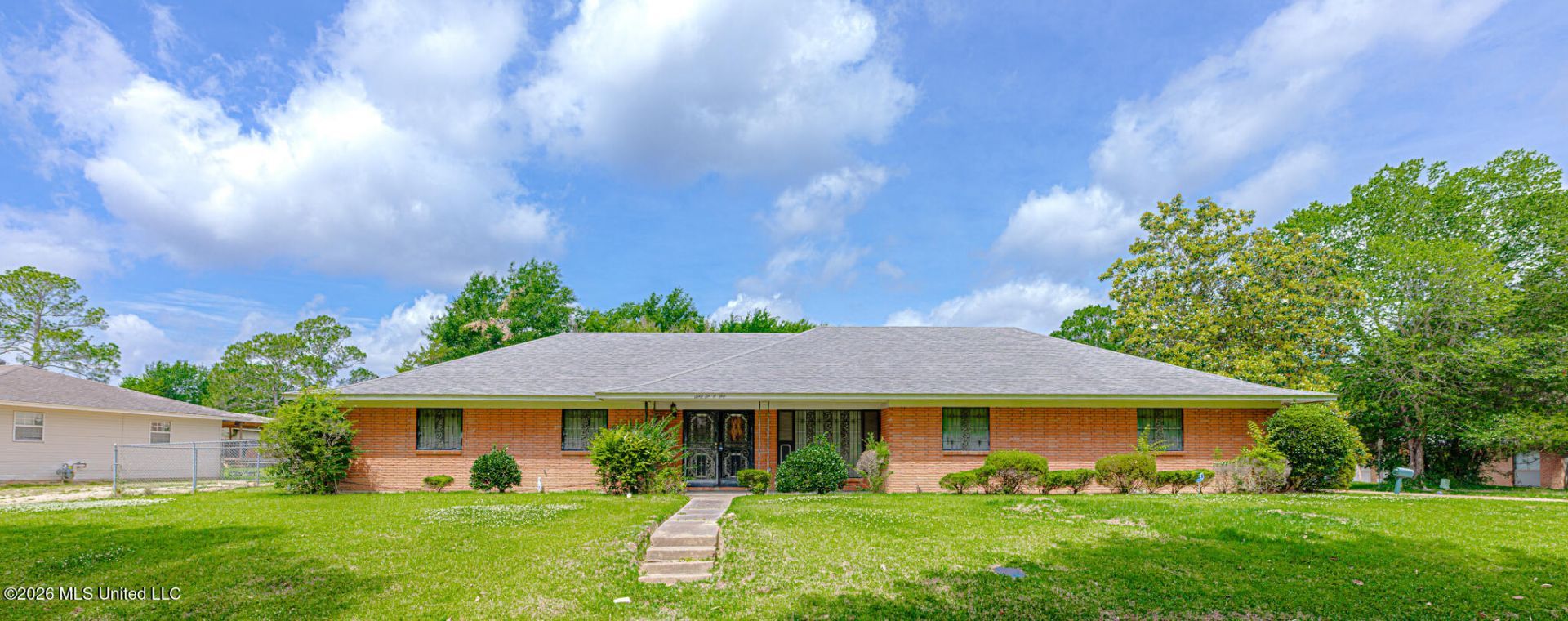 6605 Abraham Lincoln Drive, Jackson, MS 39213 Main Photo