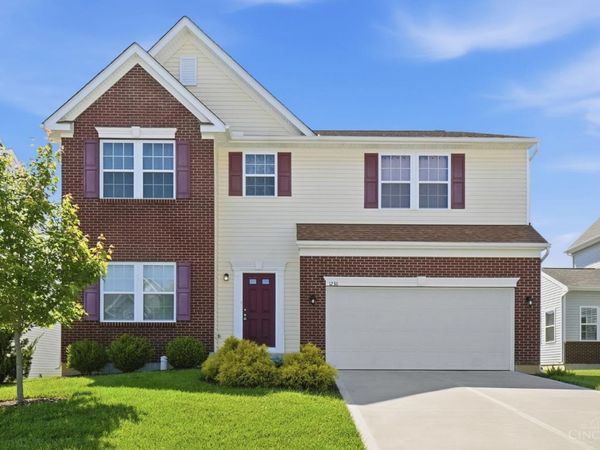 1236 Sinclair Drive, Maineville, OH 45039