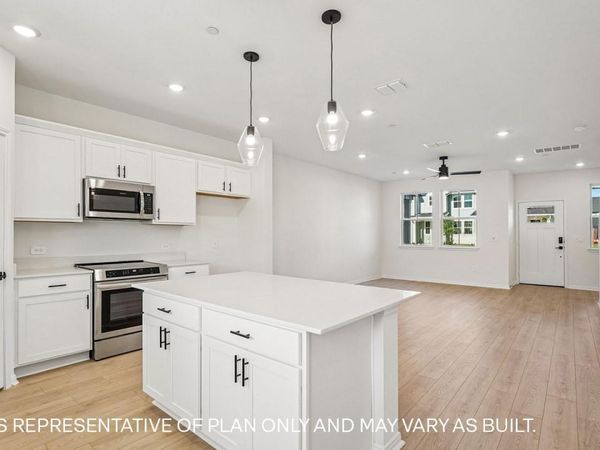 2543 Violet Theo LN, Round Rock, TX 78665