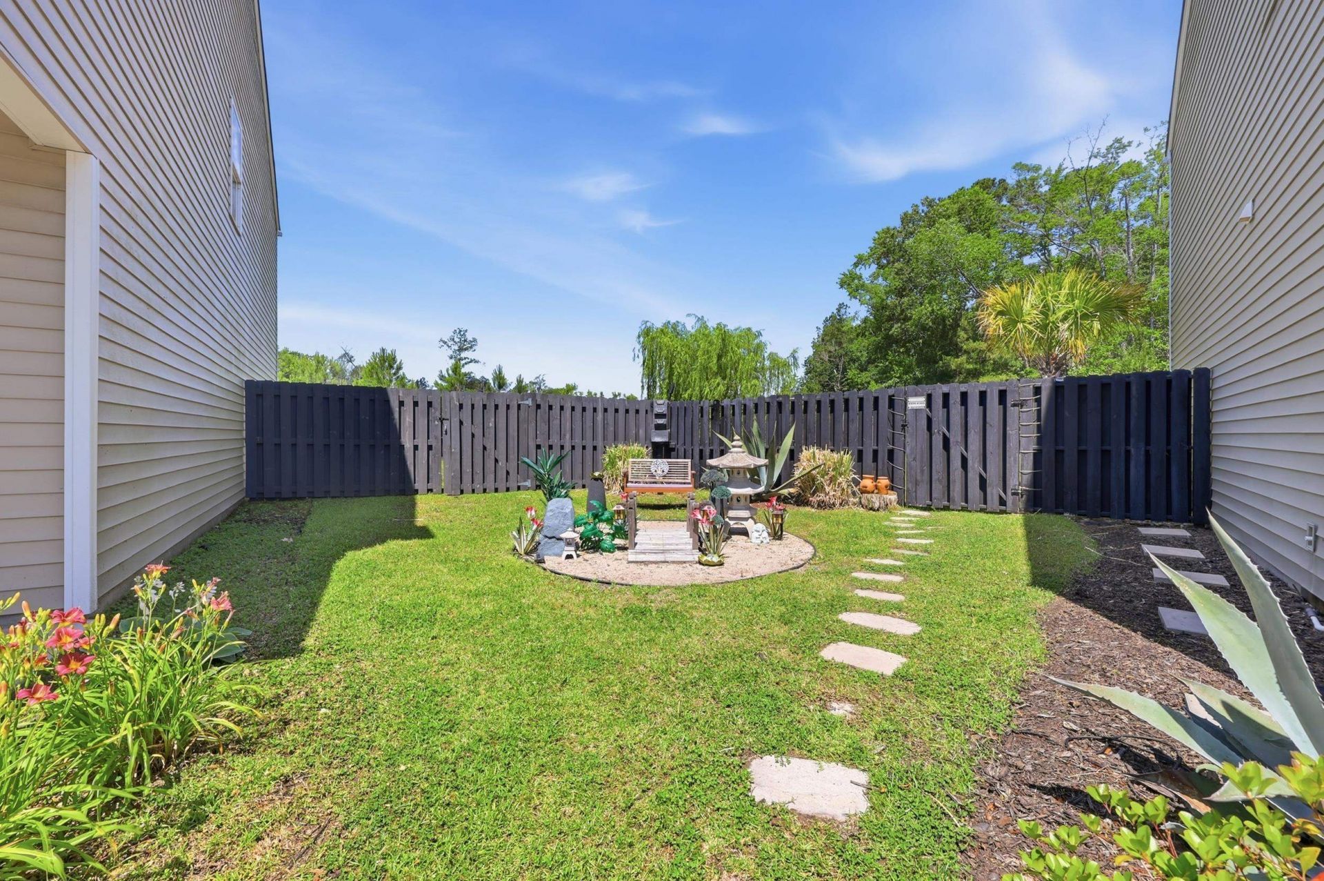 2523 Nadir Ct. Photo 8