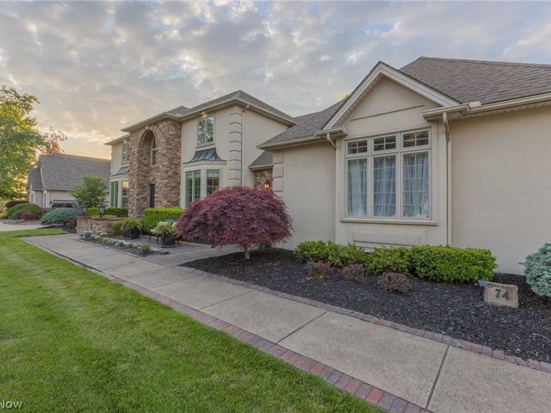 74 Oak Tree , Canfield, OH 44406 Photo 2