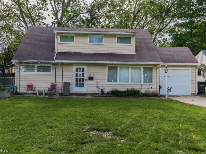2912 Prange Drive , Cuyahoga Falls, OH 44223 Photo 1