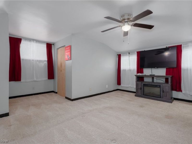 2912 Prange Drive , Cuyahoga Falls, OH 44223 Photo 15