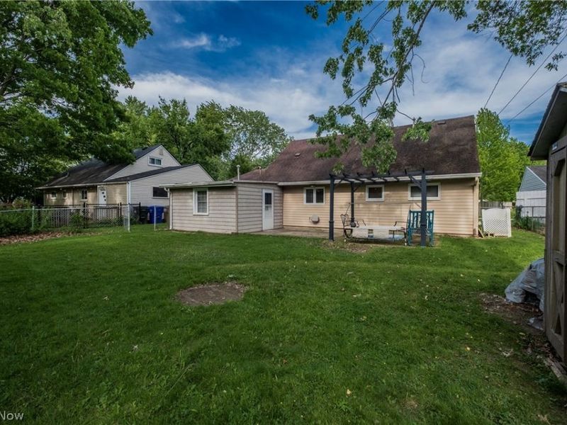 2912 Prange Drive , Cuyahoga Falls, OH 44223 Photo 22