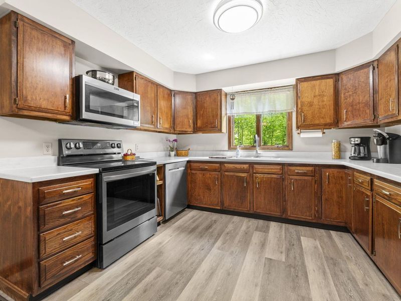 9777 Old Delaware Road, Mount Vernon, OH 43050 Photo 7