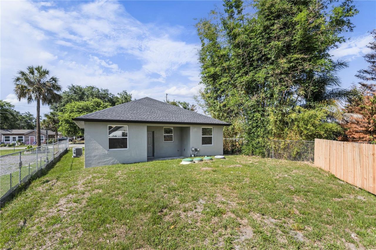 2451 W 18th Street, Sanford, FL 32771 Photo