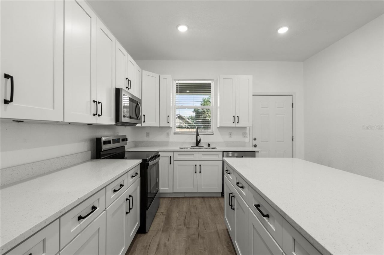 2451 W 18th Street, Sanford, FL 32771 Photo