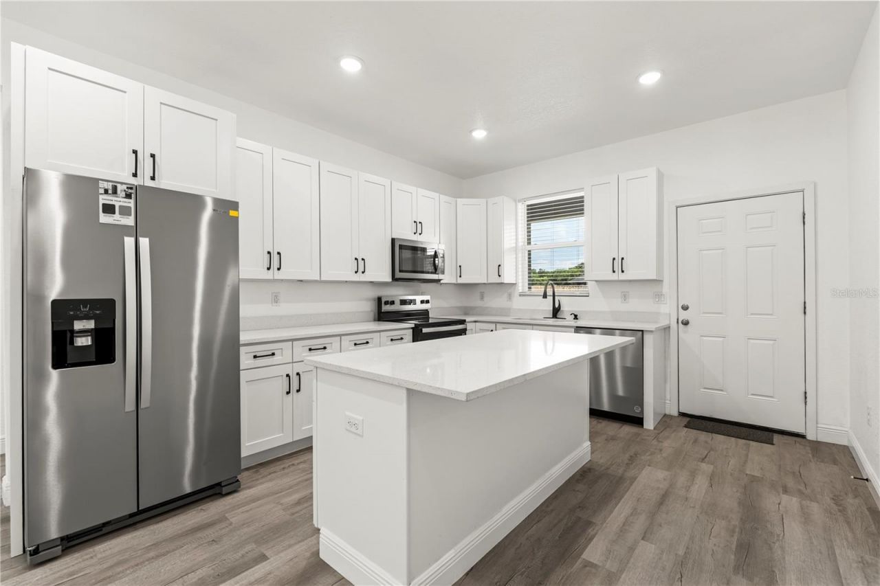 2451 W 18th Street, Sanford, FL 32771 Photo