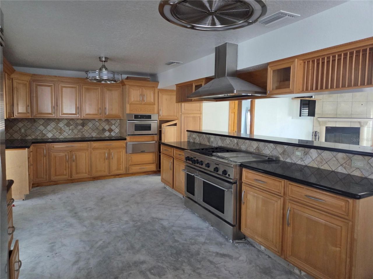 1416 49th Avenue Ne, Saint Petersburg, FL 33703 Photo