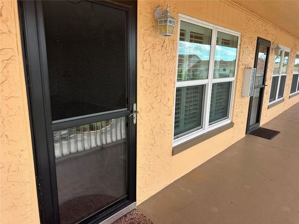 6400 46TH AVENUE N, Unit 315, KENNETH CITY, FL 33709