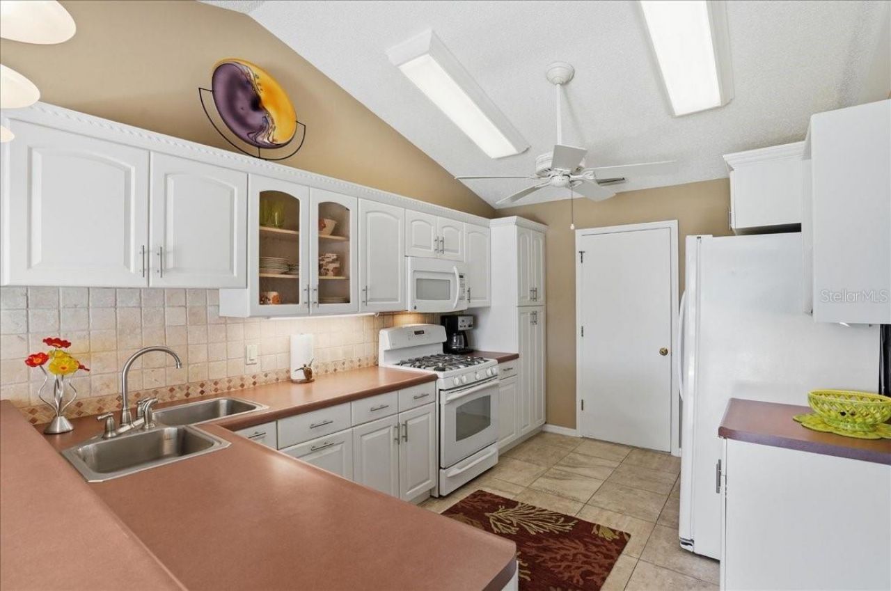 4904 61st Avenue Terrace W, Bradenton, FL 34210 Photo