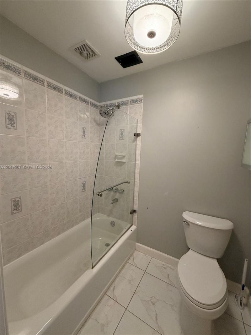 3300 Atlanta, Unit 15C, Hollywood, FL 33021 Photo