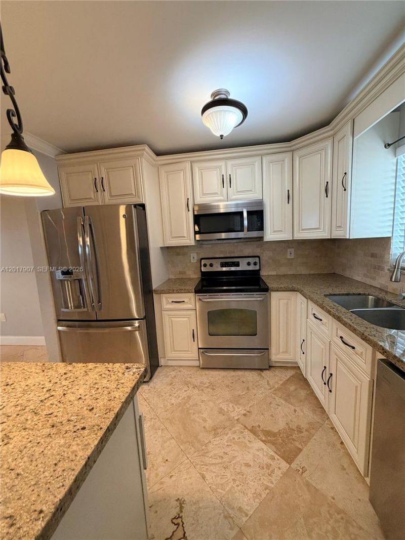 3300 Atlanta, Unit 15C, Hollywood, FL 33021 Photo