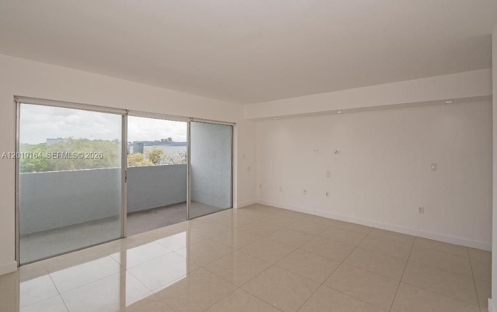 9375 Fontainebleau Blvd , Unit L315, Miami, FL 33172 Photo